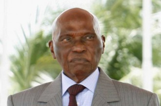 Sénégal  : Abdoulaye Wade tient son statut dÂ’ancien Chef dÂ’Etat, alors que son domicile à  Versailles sera perquisitionné